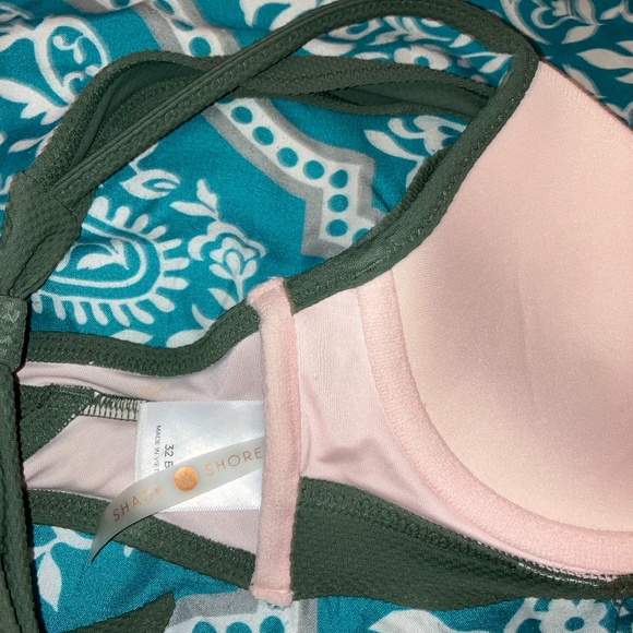 EUC green push up underwire adjustable bikini top swimsuit swim twist front 32B - Picture 3 of 4